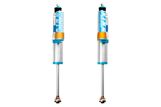 King Shocks 2005+ Ford F-250/F-350 4WD Front 2.5 Dia Remote Reservoir Shock (Pair)-LTW Motorsports