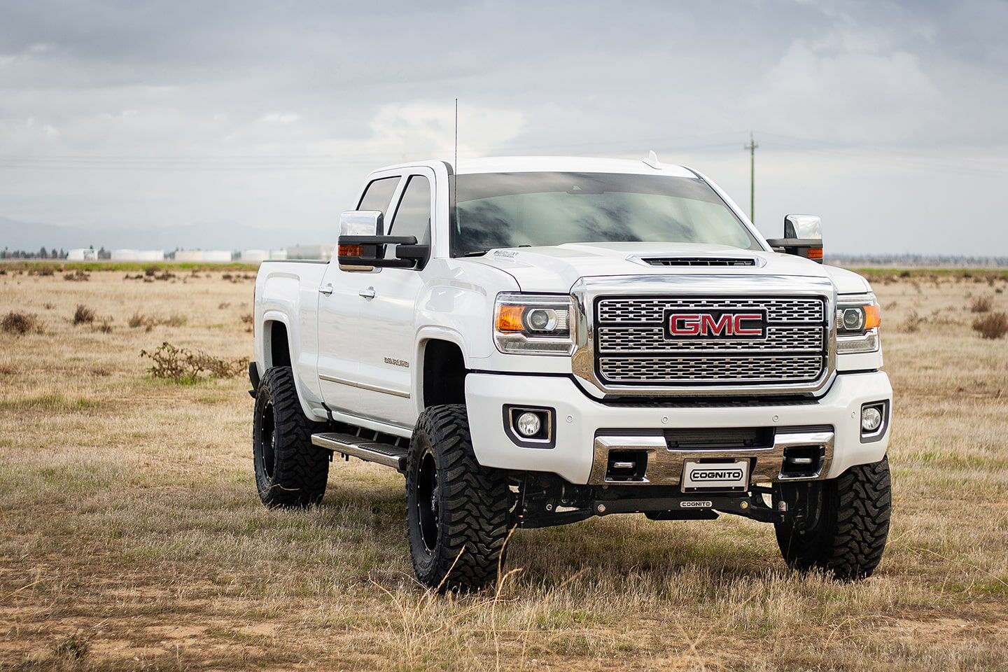 4-Inch Performance Lift Kit with Fox Psrr 2.0 for 2011-2019 Silverado/Sierra 2500/3500 2WD/4WD Cognito