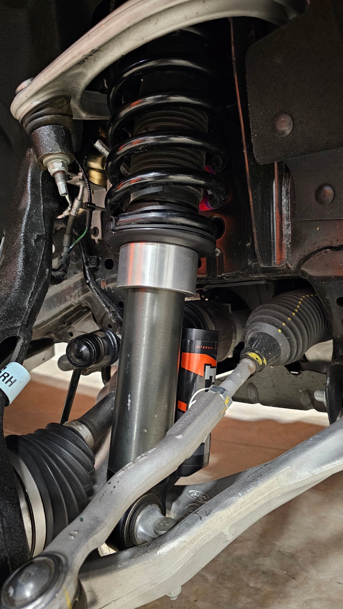 2021+ Ford Bronco SVC Offroad Fox HOSS 4 Corner Lift Kit