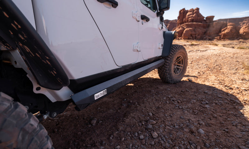 AMP Research 20-24 Jeep JT Gladiator (Launch/Overlnd/Rubicon/Sport/Sport S) PowerStep XL - Black-LTW Motorsports