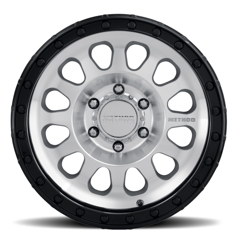 Method MR315 17x8.5 +25mm Offset 8x6.5 130.81mm CB Machined Wheel - Gloss Black Lip