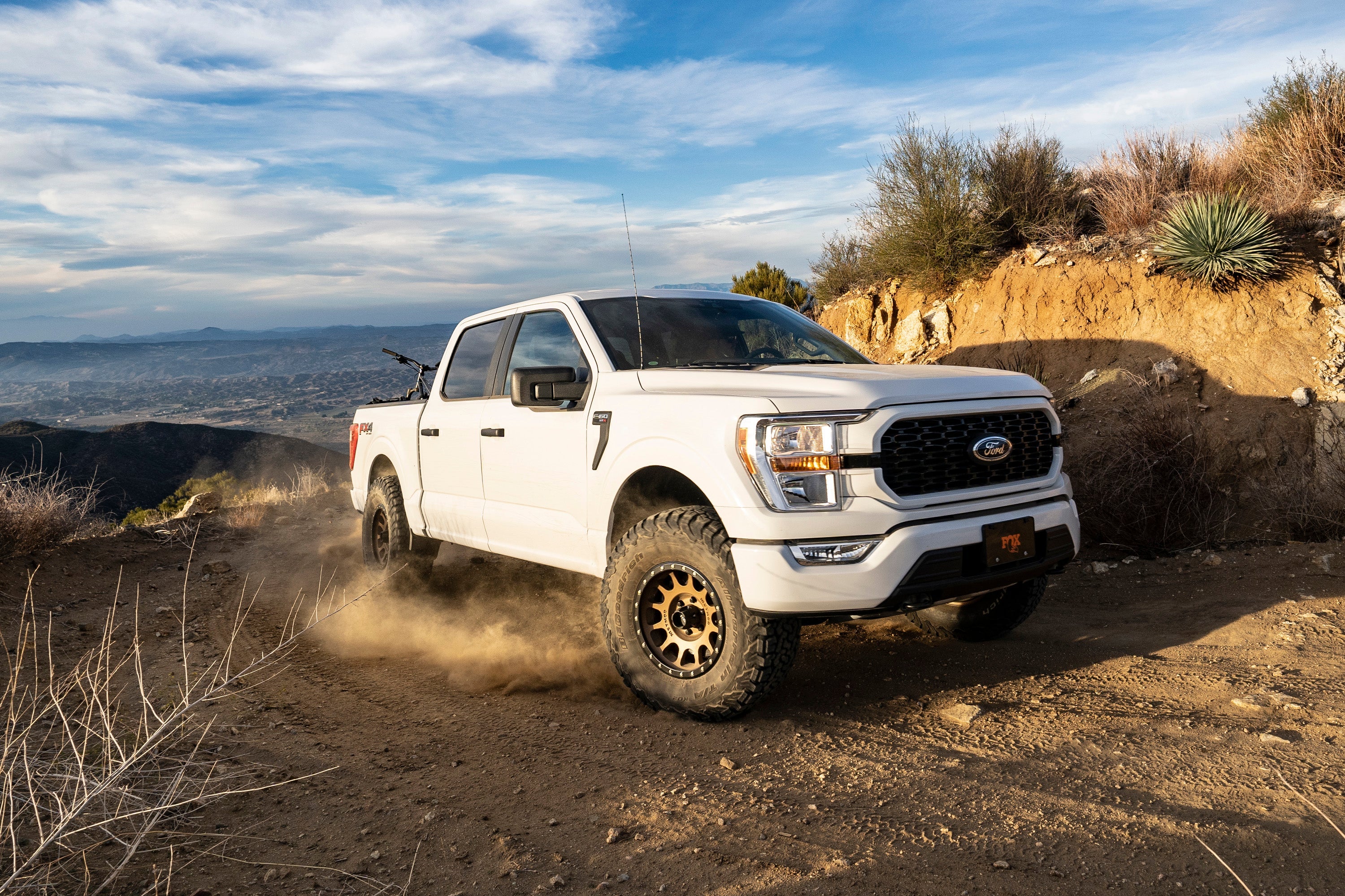 21-25 Ford F-150 4WD, 2 Inch Suspension Lift Kit, BDS UCA w/ Sensor (Non-CCD), 0 Inch Rear Lift - Fox 2.5 Performance Elite Series C/O Front , Fox 2.0 IFP Performance Series Rear Shock BDS Suspension