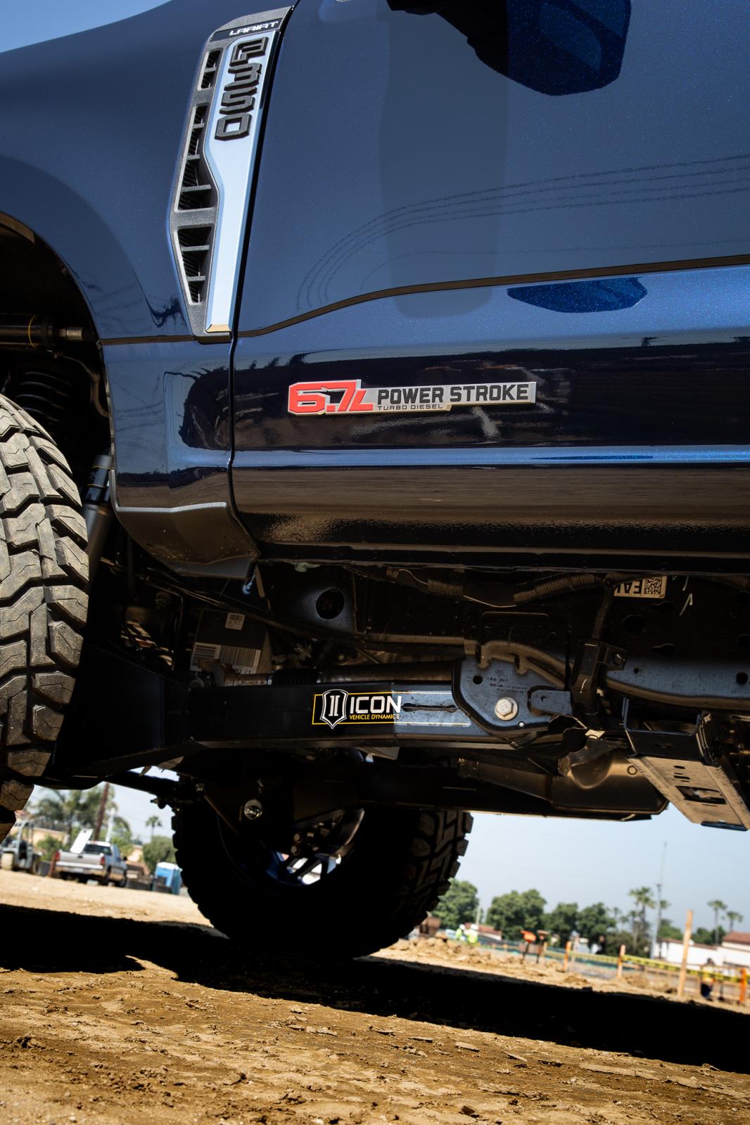 2023-2025 Ford F-250/F-350 Super Duty 4WD Gas 2.5 Inch Lift Suspension System W/ Radius Arms Icon Vehicle Dynamics