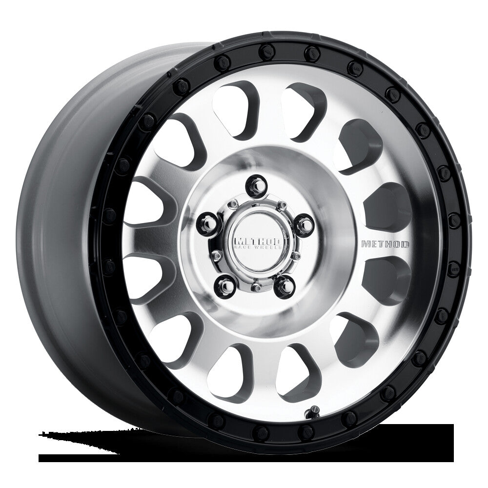 MR315, 17x8.5, Black Lip, Method Race Wheels