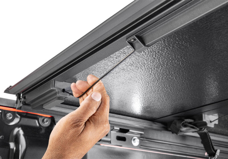 BAK 00-04 Toyota Tacoma 5ft Bed BAKFlip G2-LTW Motorsports