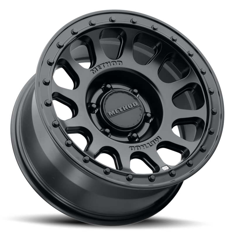 Method MR709 HD Bead Grip 17x 8.5in / ET0 / 6x135 BP / 87mm Bore - Black Wheel